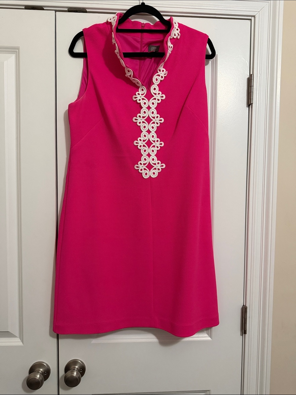 Vince Camuto Hot Pink Sleeveless Dress with White Appliqué